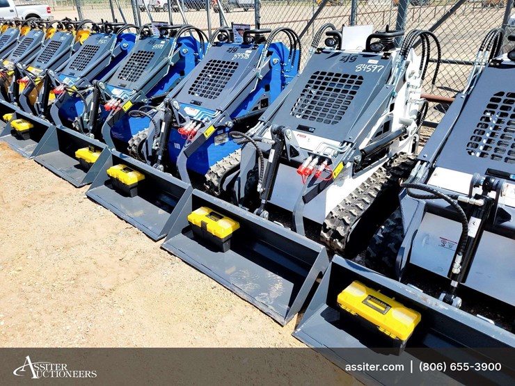 2026-zjz-380-mini-skid-steer-loader-image-1