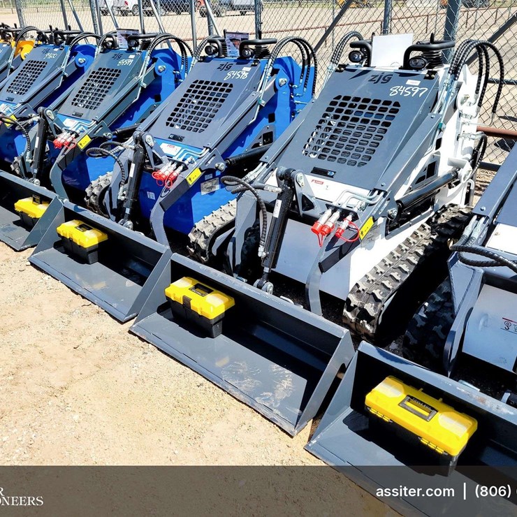 2026 ZJZ-380 Mini Skid Steer Loader