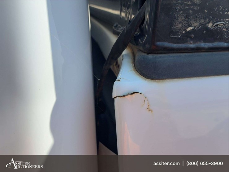 2017-chevrolet-silverado-2500-image-13