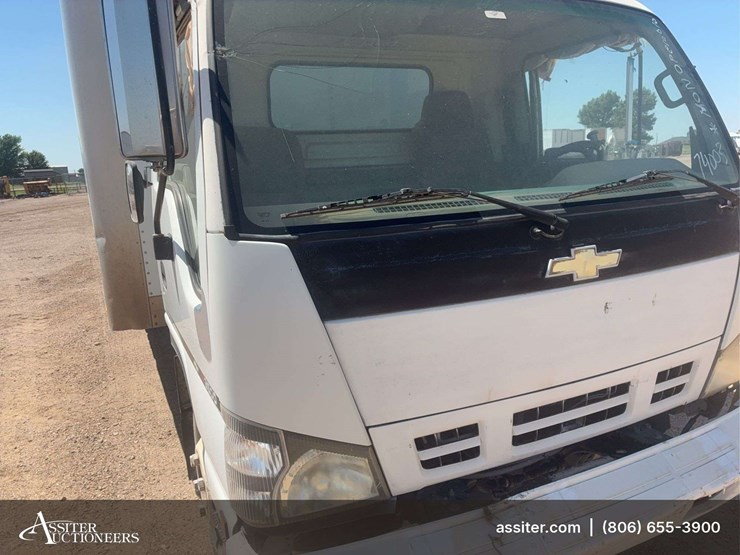 2006-chevrolet-w3500-image-8