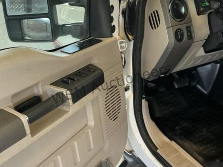 2009-ford-f-250-super-duty-p/u-image-23