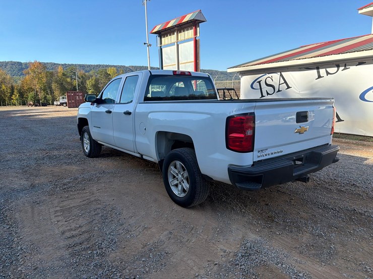 #4111-•-2018-chevrolet-1500-truck-image-3