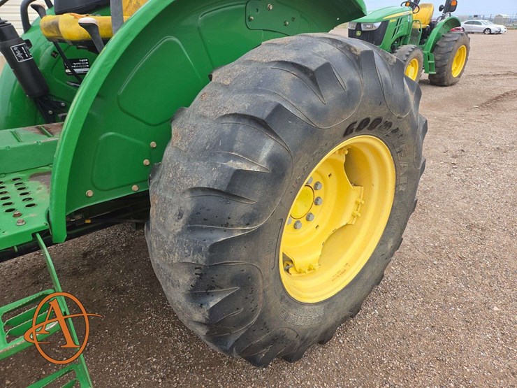 john-deere-5045e-image-21