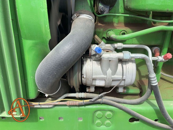 1980-john-deere-4440-image-26