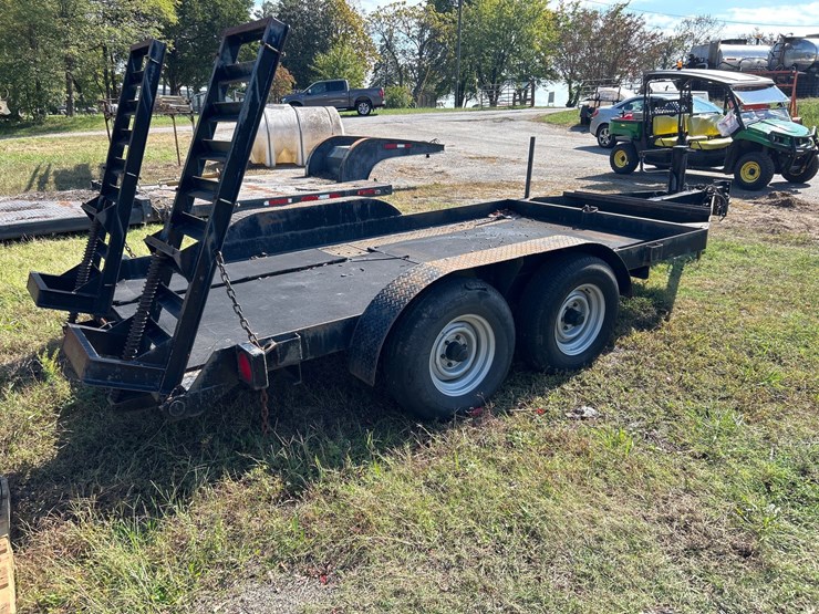 #65-•-tandem-axle-utility-trailer-image-5
