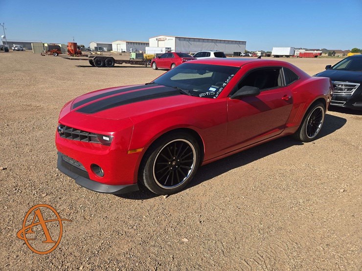 2011-chevrolet-camaro-coupe-image-1