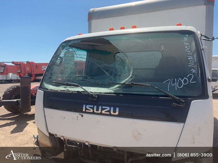 2006-isuzu-nqr-image-9