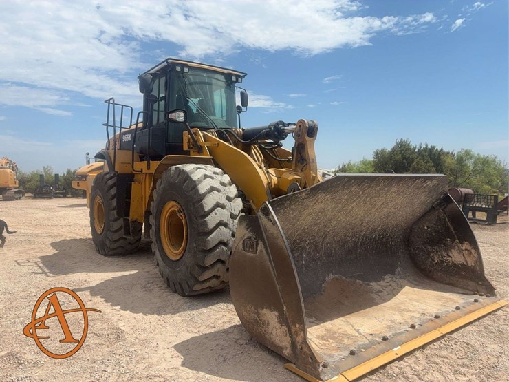 caterpillar-966k-image-1