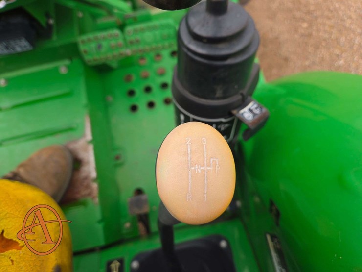 john-deere-5045e-image-11