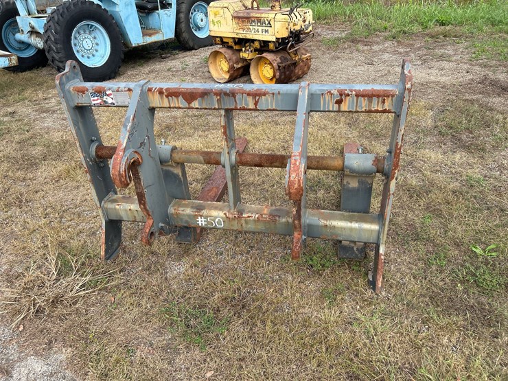 #50-•-60”-loader-forks-attachment-image-1