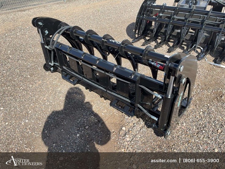 future-ft-clg72-skid-steer-grapple-image-3