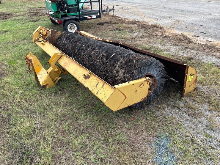 #53-•-blaw-knox-road-widener-with-brush-attachment-image-8