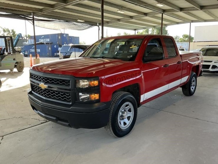 2015-chevrolet-silverado-1500-p/u-image-4