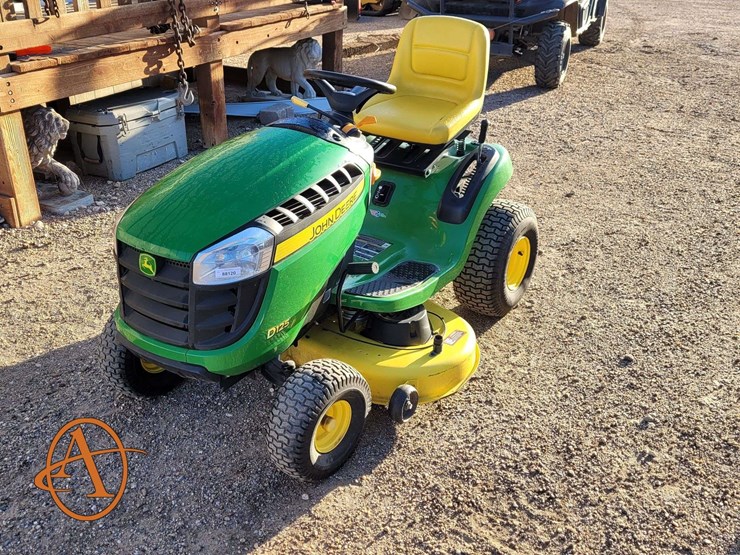 john-deere-d125-image-1