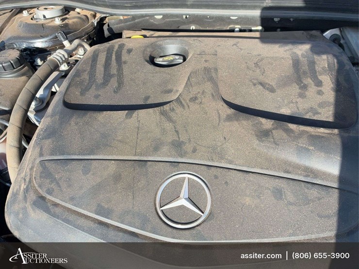 2020-mercedes-benz-gla250-image-22