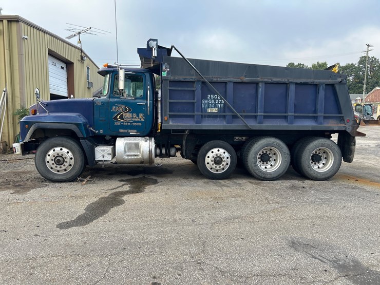 #79-•-2000-mack-rd600-truck-image-2
