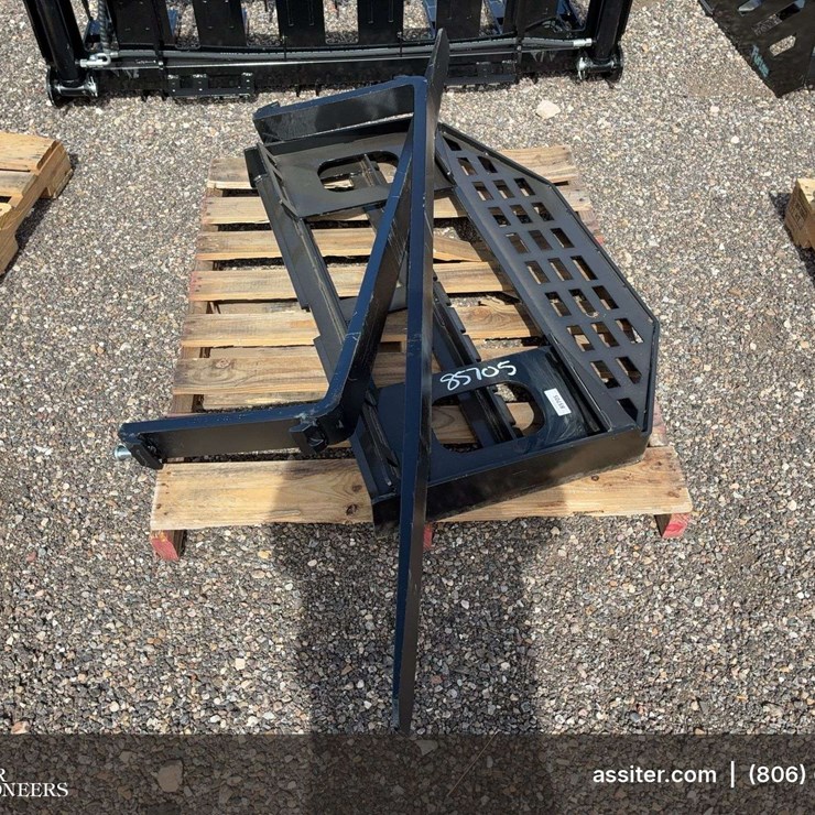 Future FT-DHC Skid Steer Forks