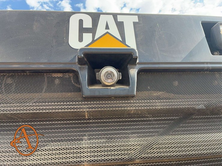 2012-caterpillar-950k-image-9
