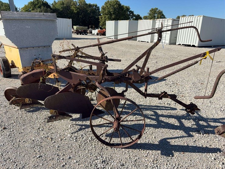 oliver-tnt-two-bottom-plow---rare!!!-image-2