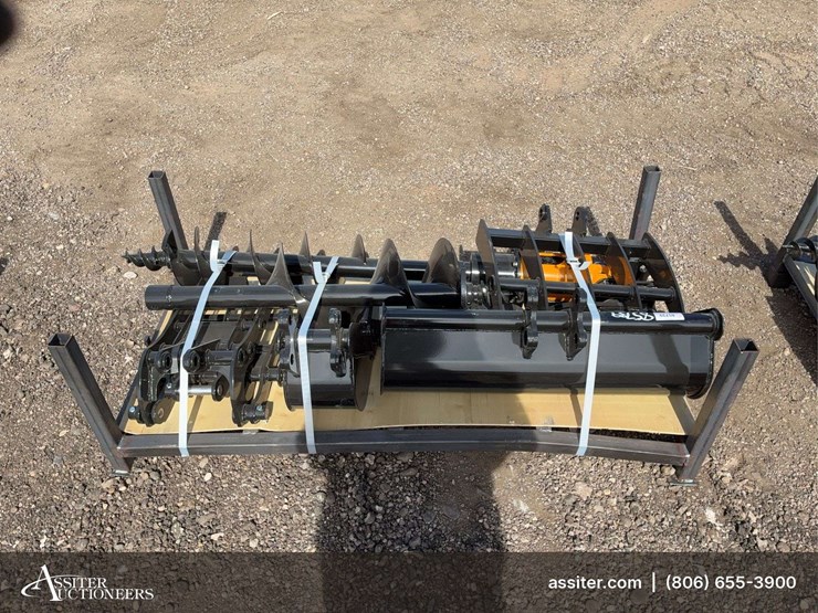 future-qty-(8)-excavator-attachments-image-3