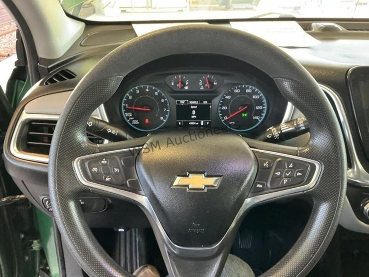 2019-chevrolet-equinox-ls-suv-image-16