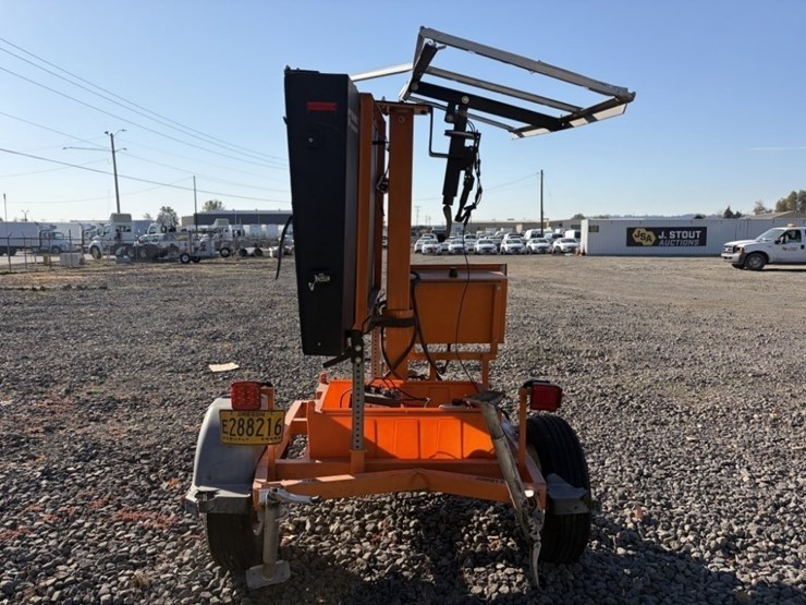 2020-ver-mac-towable-sign-board-image-5