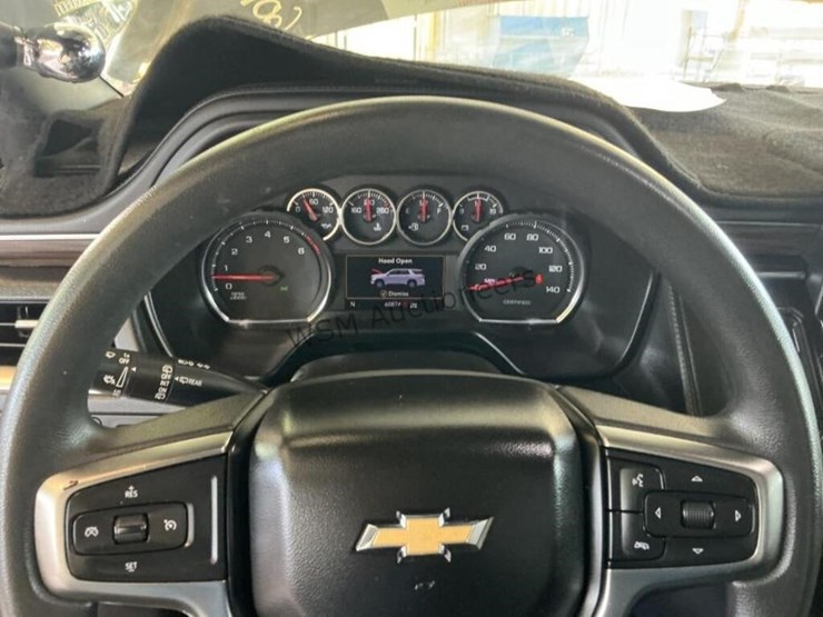2021-chevrolet-tahoe-suv-image-16