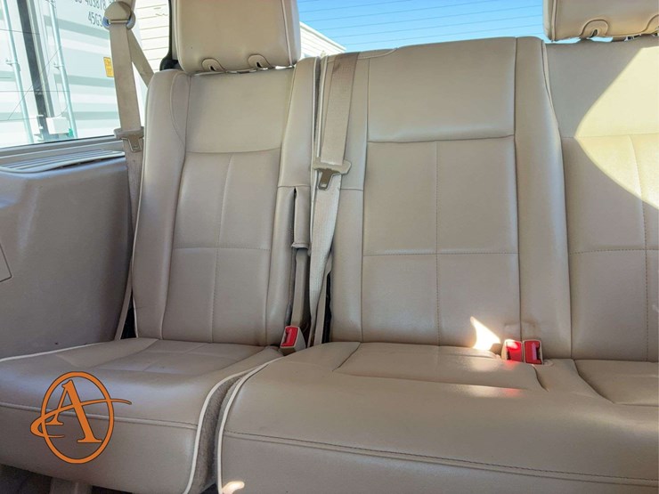 2008-lincoln-navigator-l-image-23