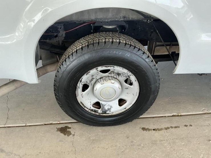 2009-ford-f-250-super-duty-p/u-image-8