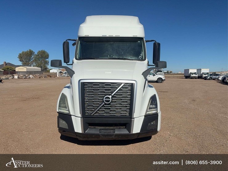 2019-volvo-vnl-tandem-axle-dual-conventional-new-generation-tractor-truck-image-19