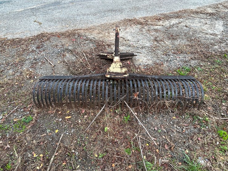 #23-•-3-point-7’-rake-attachment-image-4
