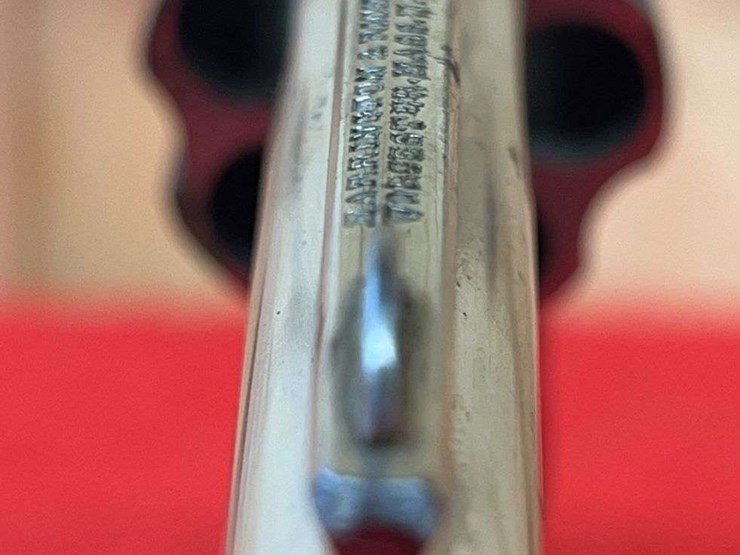 h&r-.38-da-revolver-image-5
