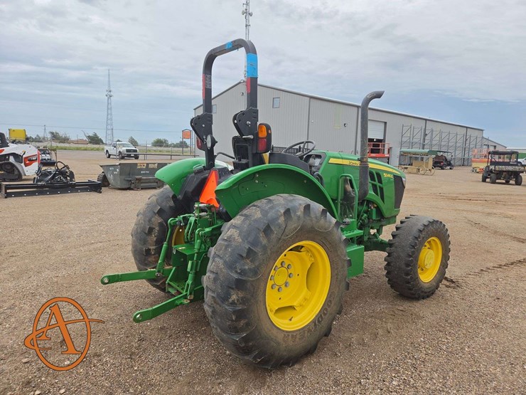 john-deere-5045e-image-3