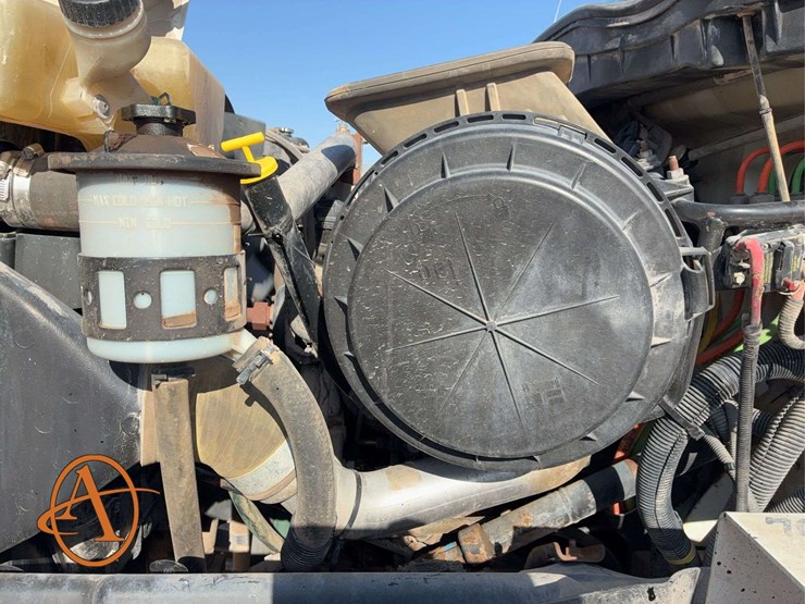 2009-international-workstar-7400-image-42
