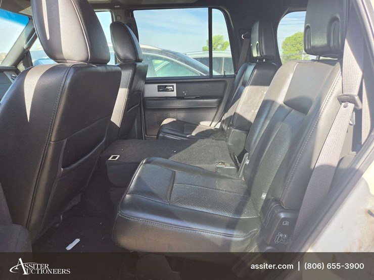 2012-ford-expedition-limited-image-8