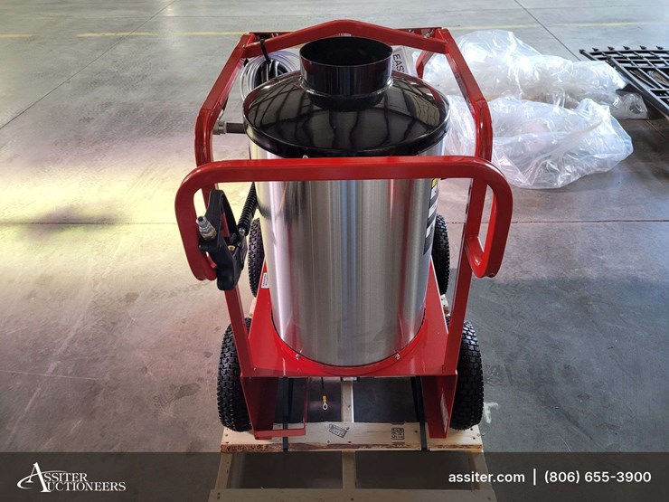 magnum-4000-series-gold-pressure-washer-w/wand-image-7