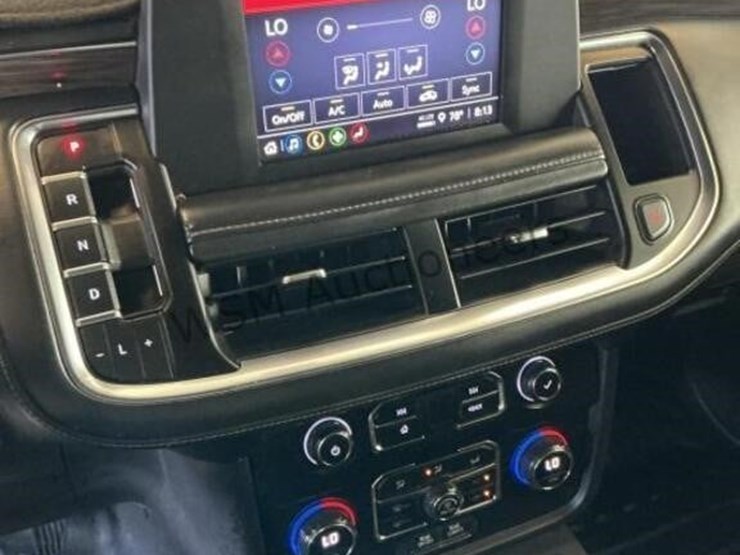 2021-chevrolet-tahoe-suv-image-18