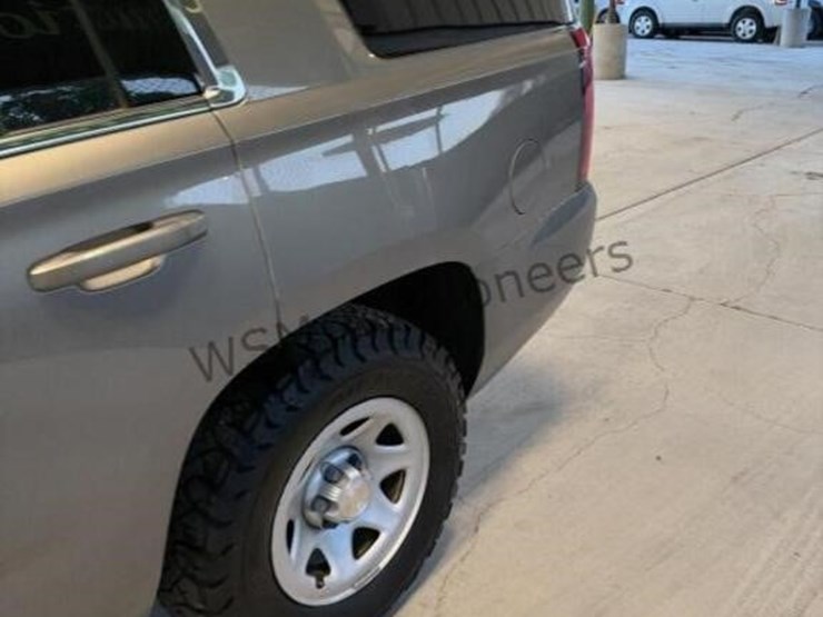 2019-chevrolet-tahoe-suv-image-10