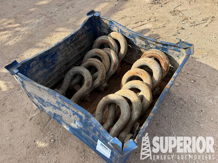 (12)-misc-85-ton-crosby-shackles-image-1