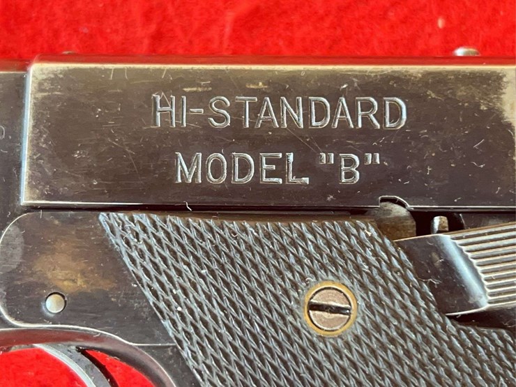 high-standard-model-b-.22-lr-semiauto-pistol-image-11