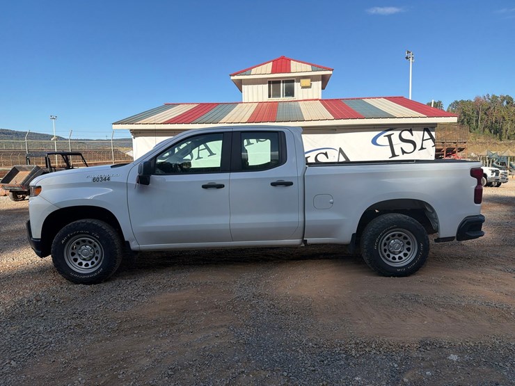 #4109-•-2022-chevrolet-1500-truck-image-2