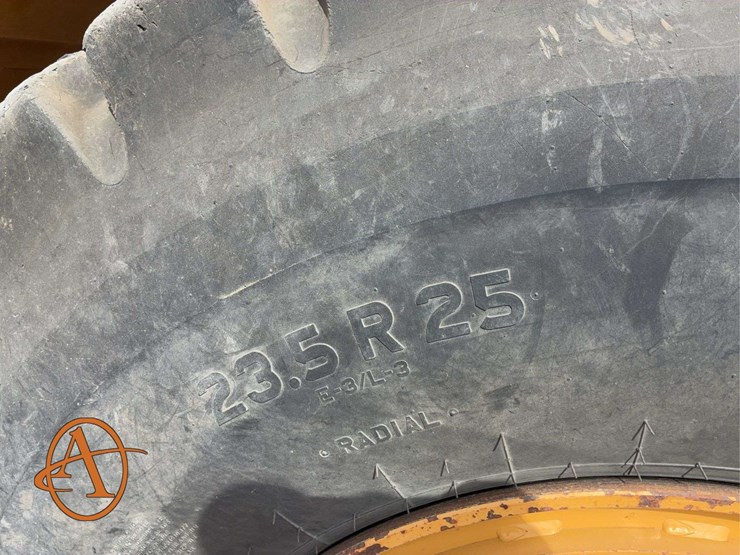 2012-caterpillar-950k-image-35