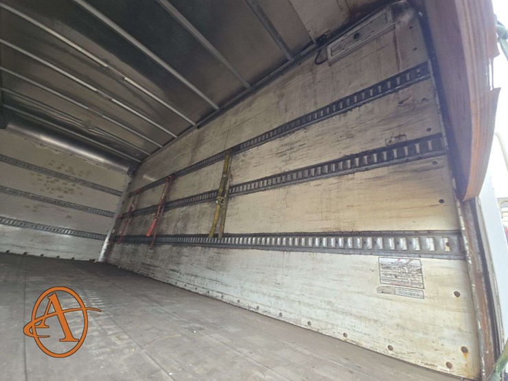 2019-hino-195-cab-over-engine-/-single-box-truck-image-8