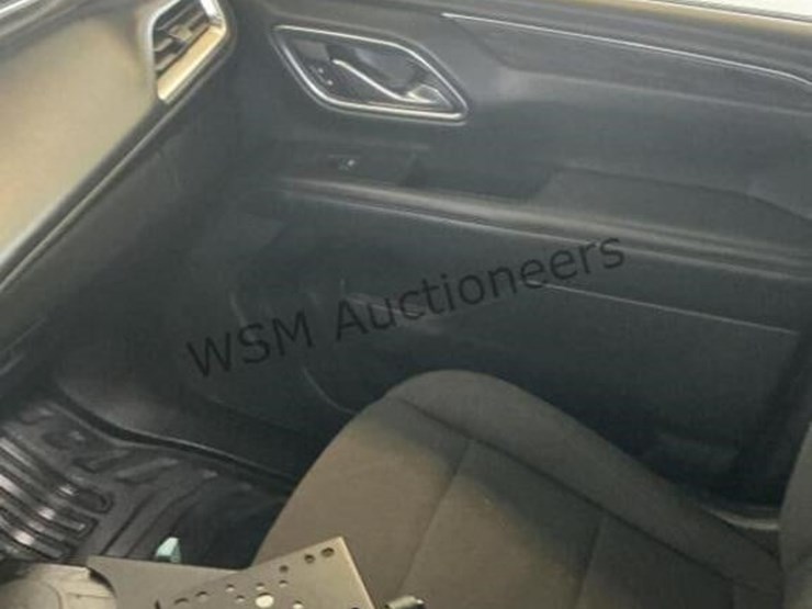 2021-chevrolet-tahoe-suv-image-20