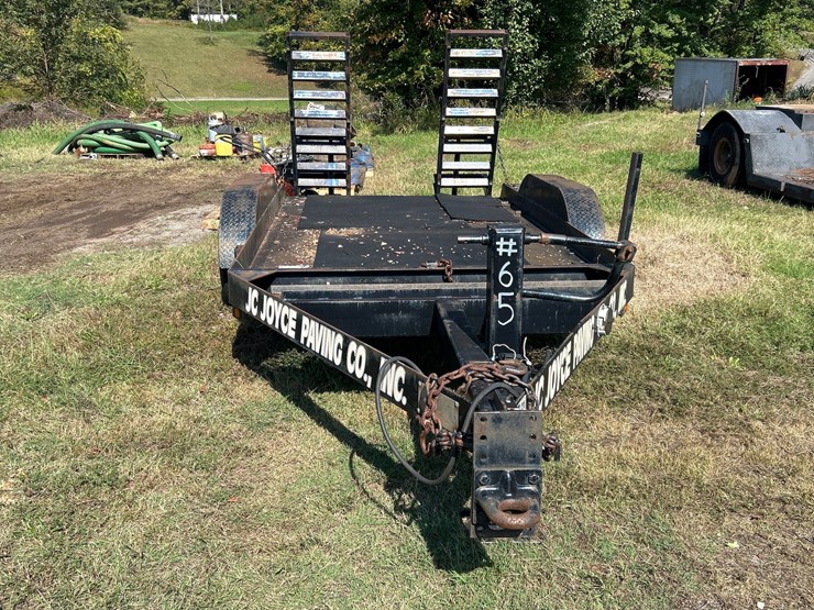 #65-•-tandem-axle-utility-trailer-image-8