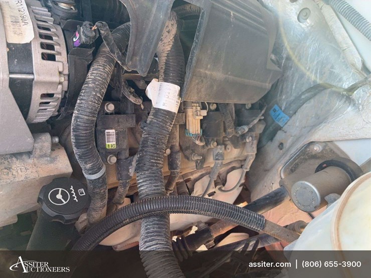 2017-chevrolet-silverado-2500-image-37