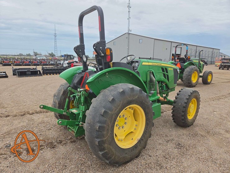 john-deere-5045e-image-3