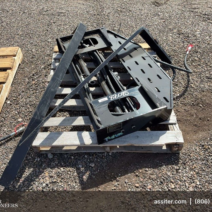 Future FT-SF60 Skid Steer Side Shift Fork
