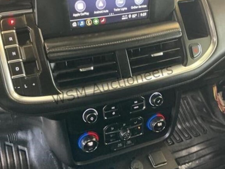 2021-chevrolet-tahoe-suv-image-18