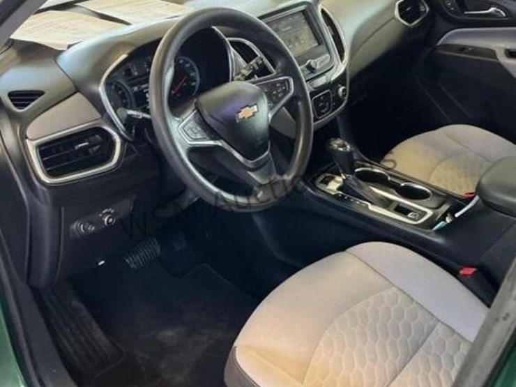 2019-chevrolet-equinox-ls-suv-image-22